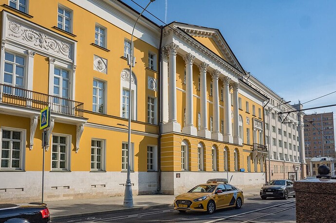 Чему учат в НИУ ВШЭ?